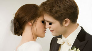 virginedward_bella_wedding_kiss_t_big